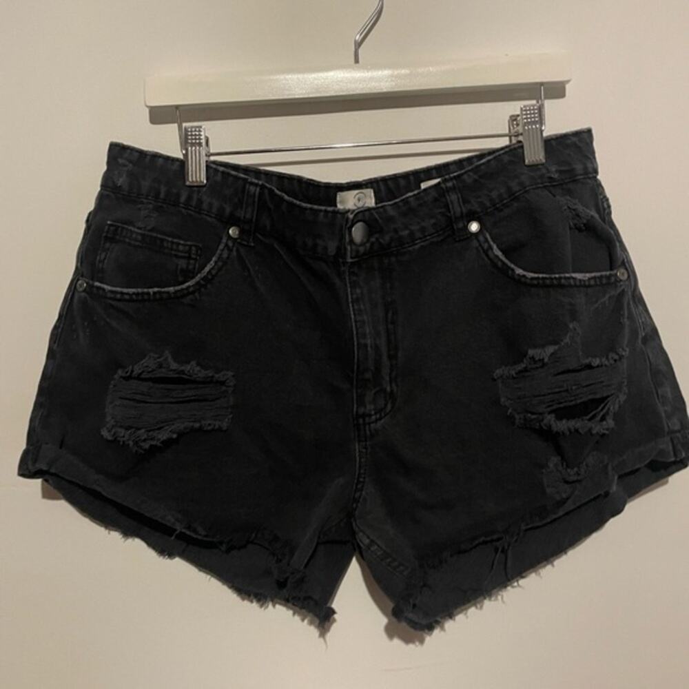 Cotton On Distressed‎ black denim shorts by size 12